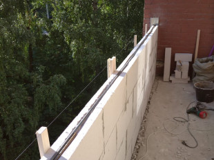 Кладка пеноблоков на балконе - фото - 9